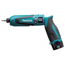 Аккум. шуруповерт MAKITA TD 022 DSE в сумке+ аксессуары